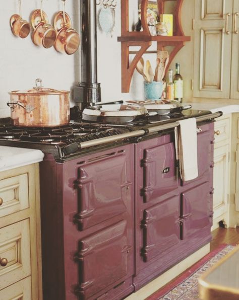 Burgundy aga Purple Cabinets, Aga Kitchen, Aga Stove, Aga Cooker, Retro Kitchens, Old Stove, Vintage Stoves, Hot Plates, Kitchen Stove