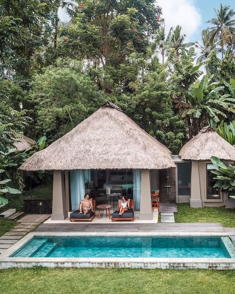 Simple Resort Design, Bali Beach Resort, Small Resort Ideas, Villa Resort Design Plan, Resort Ideas Design, Bungalow Resort Design, Bali Resort Architecture, Resort Cottages Design, Resort Villa Design