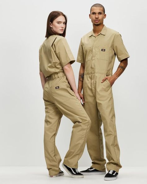 It is beautiful the gardener very soft fabric and good workmanship. Super fast shipping. The photos show the color half faded not but lives up to the piece blue is beautiful Dickies Coveralls Outfit, Work Jumpsuit Outfit, Dickies Outfit Women, Coveralls Outfit, Dickies Jumpsuit, Jean Jumpsuit Outfit, Coverall Outfit, Bold Pants, Dickies Coveralls