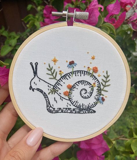 Starting off June with a cute snail friend 🐌✨🪻 Hoop is on my Etsy and the pattern will be available tomorrow . #etsysellersofinstagram… | Instagram Snail Embroidery Simple, Snail Embroidery Pattern, Snail Cross Stitch Pattern, Embroidered Snail, Snail Embroidery, Cute Snail, Retro Embroidery, Embroidered Felt, Embroidered Quilts