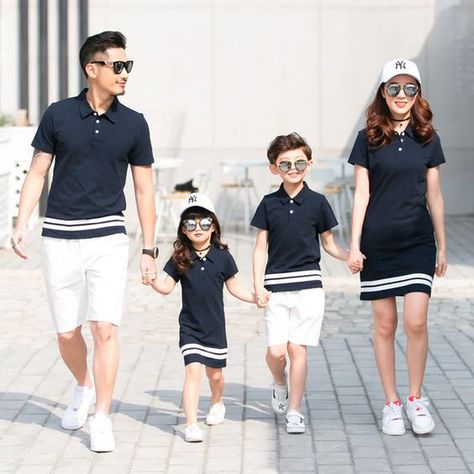 Twinning Outfits Mother Daughters, Matching Outfit For Family, Mother Son Matching Outfits, Mother And Daughter Clothes, Mommy Son Outfits, Mom And Son Outfits, Mom Daughter Outfits, Mommy Daughter Outfits, Newborn Photo Outfits