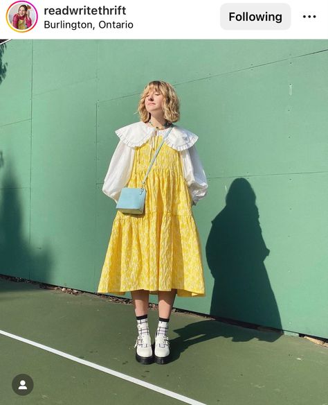 Ruffles Dress Outfit, Big Collar Outfit, Collared Blouse Outfit, Big Collar Blouse Outfit, Collar Blouse Outfit, Big Collar Dress, Eliza Faulkner, Collar Outfits, Big Dress