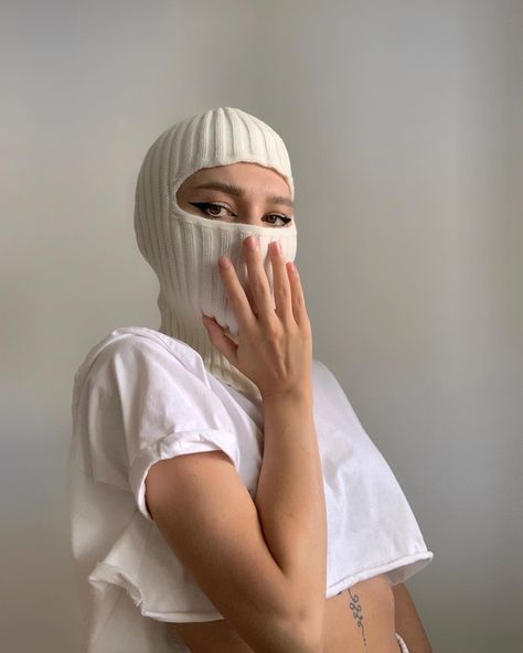 White Balaclava, Comics Ideas, Women's Balaclava, Ski Masks, Tshirt Design Inspiration, Poses Photography, Model Poses Photography, Ski Mask, Halloween Costumes For Girls