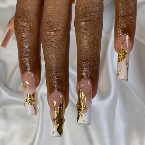 Book your next nail appt today! @bratcrylix - Not able to book? Order your next custom made press on set @bratcrylix with the order form in my bio! Check "press ons" highlight for more info🤗 - French tip , gel-x nails , gold chrome , flower nail art , nail design #atlnails #atlnailtech #atlnailsalon #atlantanails #atlantanailsalon #atlantanailtech #cummingganails #cummingganailsalon #cummingnails #cummingnailtech #alpharettanails #alpharettanailtech With And Gold Nails, Chrome Nails Designs Gold, French Nails With Chrome Design, Melted Gold Nails, Gold Nail Charm Designs, Gold Nails Flowers, Gold Chrome Nail Designs, French With Gold Nails, Gold Junk Nails