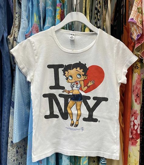 Goth Lolli Aesthetic, New York Tshirt, Vintage Betty Boop, I Love New York, Men's Tops, Mode Inspo, Hippie Chic, 2000s Fashion, Dream Clothes