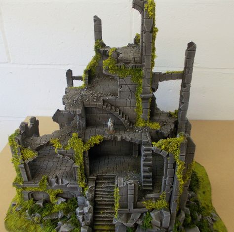 Ruins Minecraft Ruins Build, Minecraft Ruined Tower, Ruined Castle Fantasy Concept Art, Ruin Castle Concept Art, Mountain Ruins Fantasy Art, Castle Ruins Art, Warhammer Diorama, Warhammer Scenery, Miniature Terrain