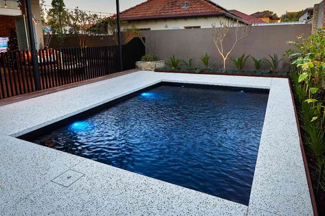 Small Pool Ideas On A Budget, Fibreglass Pool, Rectangular Swimming Pools, Courtyard Pool, Swimming Pool Landscaping, Family Pool, Rectangular Pool, Pool Installation, Fiberglass Pools