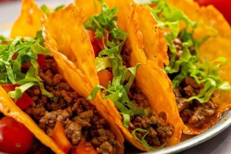 Recipes - Healthy Breakfast, Lunch, Dinner, Snack and Dessert Ideas Vegetarian Taco Meat, Makanan Cepat Saji, Bbq Cauliflower, Vegetarian Taco, Cheese Tacos, Bawang Bombay, Crispy Cheese, Vegetarian Tacos, Taco Recipe