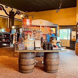 Places To Visit In Kentucky, Bourbon Distillery, Bourbon Tour, Bardstown Kentucky, Auction Themes, Whiskey Business, Kentucky Bourbon Trail, Buffalo Trace, Vision Board Party