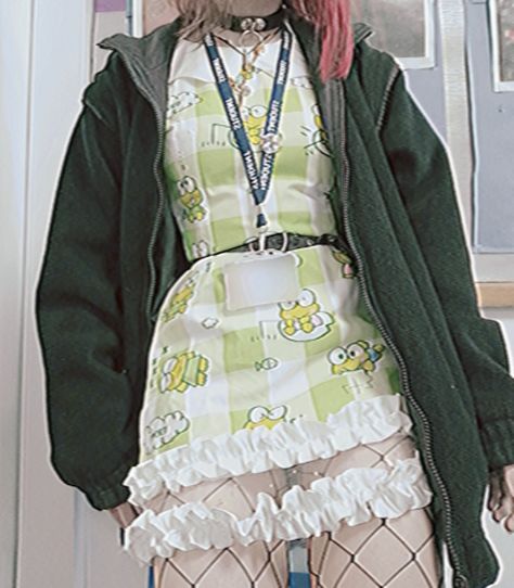 Keroppi As A Human, Keroppi Inspired Outfit, Keroppi Outfit Ideas, Keroppi Cosplay, Keroppi Clothes, Keroppi Outfit, Sanrio Aesthetic Outfits, Art School Outfit, Dream Cosplay