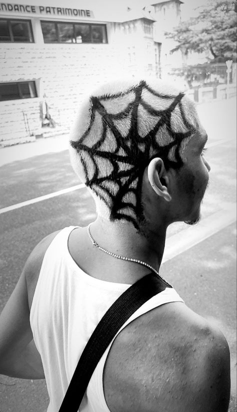 Spider Web Buzzcut, Spiderweb Buzzcut, Spider Web Hair Design, Spiderweb Hair, Spider Web Hair, Hai Styles, Hair Colour Design, Shaved Hair Designs, Dye Hair