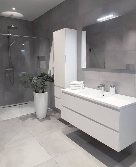 Grey Bathrooms Designs, Modern White Bathroom, Best Bathroom Designs, Bathroom Images, Bathroom Ideas Modern, Trendy Bathroom, Bad Design, Grey Bathrooms, Beautiful Bathrooms