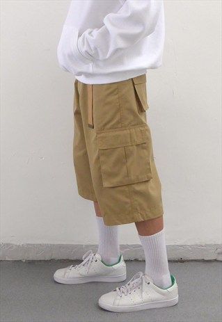 NEW BAGGY 90S SKATER STYLE CARGO SHORTS IN BEIGE // I have something similar but in pink and I'm confused what to wear it with Shorts Skater Outfit, Baggy Cargo Shorts Outfit Men, Men's Shorts Outfits, Beige Cargo Shorts Outfit, Outfits Shorts Hombre, Cargo Shorts Men Outfits, Baggy 90s Skater, Men Shorts Outfit, Beige Shorts Outfit