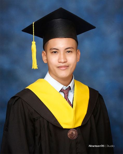 Graduation Toga Pictures, Convocation Background, Graduation Picture Background Studio, Graduation Philippines, Graduation Pictorial Studio, Graduation Toga, Career Woman Fashion, Sunset Flight, Indesign Portfolio