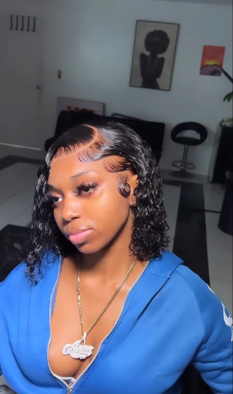 Short Curly Frontal Styles, Short Curly Bob Lace Front Wigs, Side Part Curly Bob Wig, Wet And Wavy Bob Black Women, Wet Bob Hairstyles, Side Part Deep Wave Bob, Short Curly Wig Install, Curly Short Wig Hairstyles, Short Curly Lace Front Wigs Hairstyles