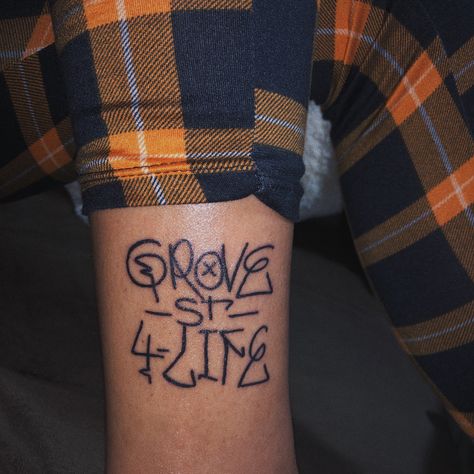 Hip Hop Tattoo, Tattoo Calligraphy, Grove City Ohio, Geometric Wolf Tattoo, Tattoo Ideas Males, Geometric Wolf, St 4, Cool Forearm Tattoos, D Tattoo