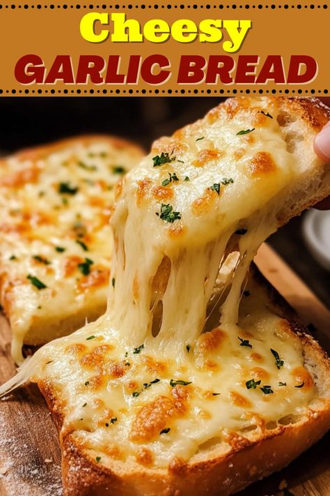 Buttery and garlicky with plenty of ooey-gooey cheese, this quick and easy cheesy garlic bread is impossible to resist! Garlic Cheesy Bread, Easy Cheesy Garlic Bread, Easy Garlic Bread Recipe, Cheesy Bread Recipe, Cheesy Garlic Bread Recipe, Cheesy Sandwich, Make Garlic Bread, Cheese Bread Recipe, Homemade Garlic Bread