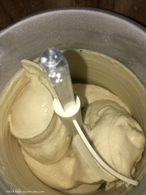 Homemade Vanilla Custard Ice Cream, How To Make Custard Ice Cream, Homemade Frozen Custard Recipes, Ice Cream Custard Recipe, Custard Ice Cream Base Recipe, Frozen Custard Homemade, Vanilla Custard Ice Cream Recipe, Frozen Custard Recipe, Frozen Custard Recipes