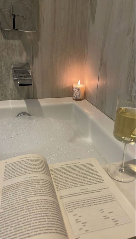 Aesthetic Bath, Bath Aesthetic, I Am Home, Post Grad Life, Post Grad, Alone Time, Relaxing Bath, Dream Lifestyle, Night Routine