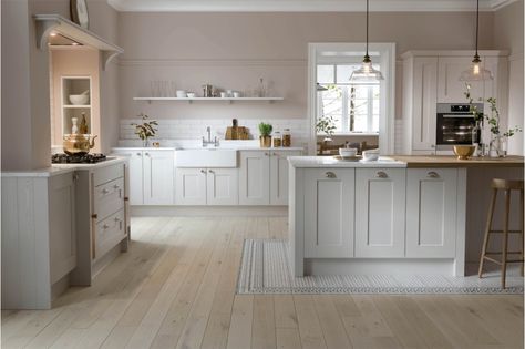 The Shaker Forest kitchen in Shadow from Wren Kitchens, which features a practical ceramic double Belfast sink surrounded by an engineered quartz worktop. Forest kitchen units as seen here cost around £4,000. Home Bar Unit, Cashmere Kitchen, Wren Kitchens, Wren Kitchen, Bar Unit, Kitchen Planner, Shaker Style Kitchens, Design Your Kitchen, Kitchen Installation