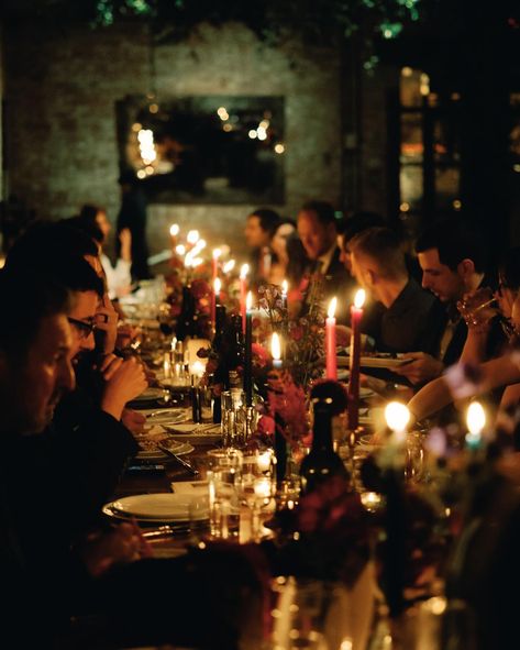 Passing of plates, clinking of glass, communing with friends. Banquet table dinner party receptions are my absolute favorite to capture. 🥂 On the blog today is the ultimate inspiration for a Brooklyn dinner party wedding at the @wythehotel ♥️ The Wythe just brings that homey feel to every event, and Amy & Rick did everything in their power to make all of their out-of-towners feel at home in Brooklyn. I made sure to get photos of every guest laughing together, and I eavesdropped on some conve... Dinner Party Engagement, Exclusive Dinner Party, Flash Photography Dinner Party, Sophisticated Dinner Party, Family Dinner Photoshoot, Ina Garten Dinner Party, Winter Dinner Party Tablescape, Dinner Party Wedding Intimate, Long Table Dinner Party