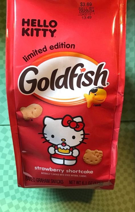 Hello Kitty strawberry shortcake Goldfish snacks Hello Kitty Goldfish, Hello Kitty Snacks, Sanrio Snacks, Goldfish Snack, Kitty Pics, Goldfish Crackers, Corn Snacks, Famous Characters, Kitty Items