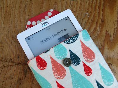 Kobo cover Kobo Cover Diy, Sewing And Quilting, I Am Loving, Some Times, Love Sewing, Crafty Stuff, Gaming Products, Sewing Patterns, Quilting