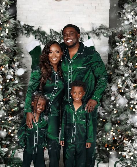 Christmas Pics Family Outfits, Black Family Christmas Pajamas, Family Holiday Photos Outside, Christmas Cousin Pictures, Black Family Christmas Pictures Pajamas, Silk Pajamas Christmas Pictures, Family Christmas Jammies Photo Shoot, Christmas Pajama Mini Sessions, Christmas Shoot Ideas Family Pictures