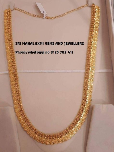 47 gms Nakshi work plain Gold kasu haaram visit us or call on for full variety at wholesale prices 8125782411 Sri Mahalaxmi Gems and Jewellers Secunderabad Gold Temple Jewellery, Gold Jewels Design, Gold Jewelry Simple Necklace, Gold Necklace Indian Bridal Jewelry, Gold Bridal Jewellery Sets, Antique Bridal Jewelry, Gold Pendant Jewelry, Wedding Jewellery Collection, Antique Gold Jewelry