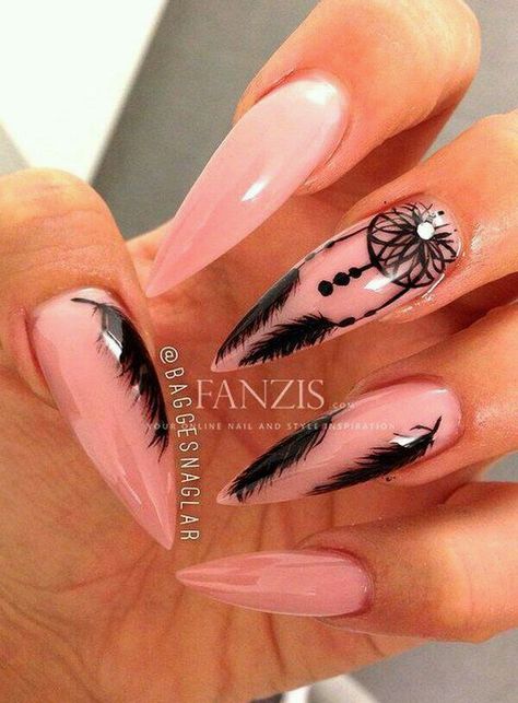 Feather Nail Art, Mandala Nails, Nails Grunge, Feather Nails, Stiletto Nail Art, Long Nail Designs, Stiletto Nails Designs, Her Nails, Black Nail