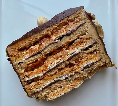 Chocolate Espresso Dacquoise, Chocolate Dacquoise, Dacquoise Recipe, Dacquoise Cake, Entremet Recipe, Torte Recipe, Gourmet Desserts, Chocolate Espresso, Dessert Cake Recipes