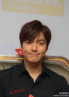 Min Ho Lee Min Ho Hairstyle, Foto Lee Min Ho, Lee Min Ho Profile, Lee Min Ho Boys Over Flowers, Lee Min Ho Smile, Lee Min Ho Kdrama, Lee Min Ho Songs, Kore Ulzzang, Lee Min Ho Photos