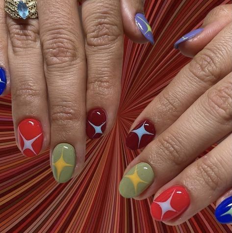 Pill Nails, Mismatched Nails Color Schemes, Weird Acrylic Nails, Granola Nails, Funfetti Nails, Funky Manicure, Short Hippie Nails, Clowncore Nails, Masc Nails Ideas