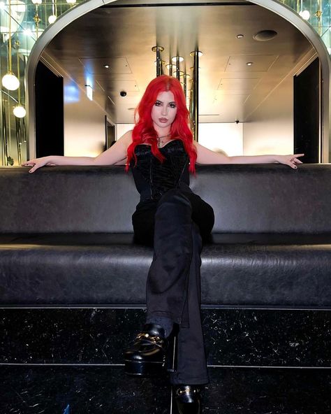 Irl Faceclaims, Pretty Red Hair, Abby Roberts, Interview Outfits, Red Hair Inspo, Comedian Quotes, Bright Red Hair, Rainbow High, Hair Collection