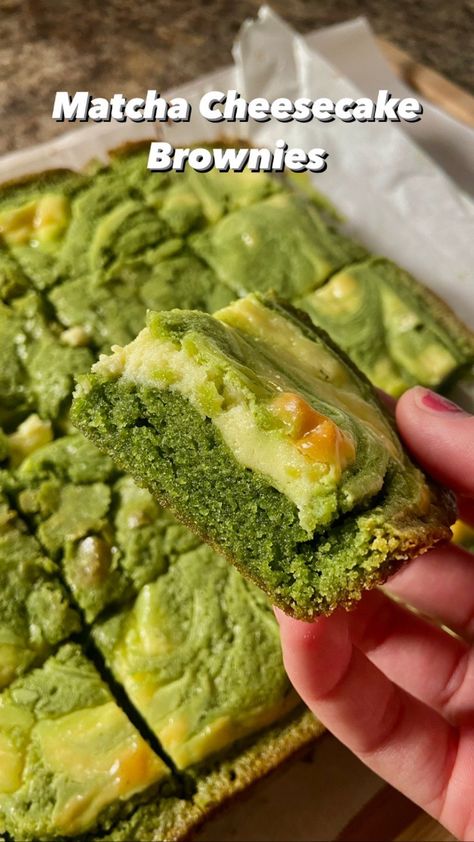 March Dessert Ideas, Baking With Matcha, Matcha Baking Recipes, Matcha Treats, Matcha Brownies Recipes, Vegan Matcha Dessert, Healthy Matcha Brownies, Matcha Baked Goods, Matcha Recipe Baking