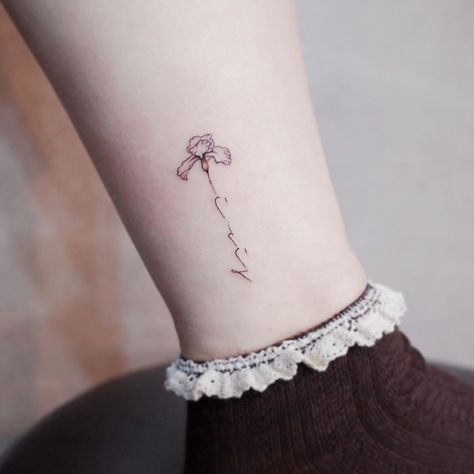 10  Tiny Discreet Tattoos For People Who Love Minimalism By Witty Button Iris Tattoo Small, Iris Flower Tattoo, Grace Tattoos, Iris Tattoo, Парные Тату, Iris Flower, Discreet Tattoos, Tattoo Small, Flower Tattoo Designs