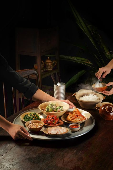 Chinese Food Photography, Hotel Magazine, Photoshoot Food, Thai Food Restaurant, Thai Food Photography, Asian Food Photography, Street Food Design, China House, Bo Bun