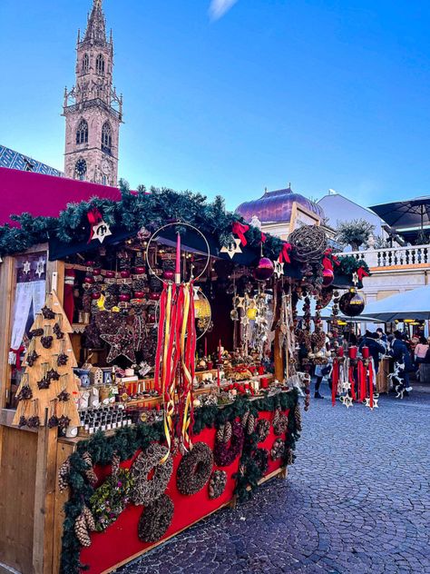 This is a stand at the German Christmas market in Bolzano Italy. Christmas In La, Bolzano Italy, Christmas Markets Germany, Italy Winter, Christmas In Italy, Italian Places, Christmas In Europe, Best Christmas Markets, Christmas Markets Europe