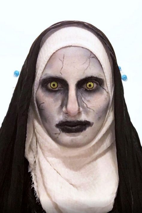 Quick and Easy Tutorial: https://www.instagram.com/tv/BpyyjQJAgi7/?utm_source=ig_web_copy_link The Nun Insidious Inspired Halloween Makeup Tutorial | Scary Yellow Halloween Contacts Hijabi Muslim Halloween Costume| Quick and Easy Halloween Makeup Tutorial| Scary Nun #insidious #nunmakeup #scarynun #easyhalloweenmakeup Rafa Farihah @rafafarihah Nun Halloween Costumes Makeup, Hijabi Halloween Costumes, Scary Nun, Nun Halloween Costume, 70s Halloween, Nun Halloween, Halloween Costume Makeup, Halloween Makeup Tutorial Easy, Easy Halloween Makeup