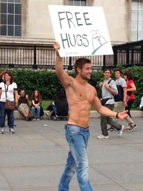 Free Hugs, The Perfect Guy, Shirtless Men, Gay Love, Good Looking Men, Muscle Men, Fitness Model, Male Body, Male Beauty