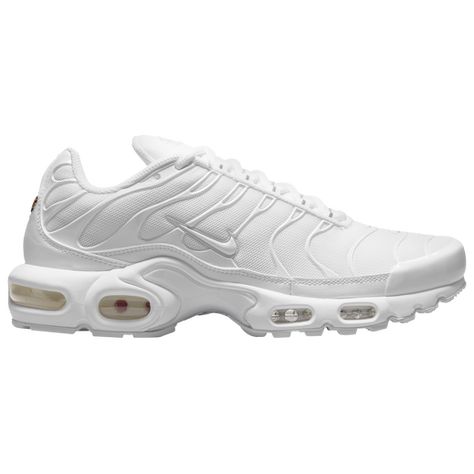 Tns Nike, Iconic Models, Sneakers Nike Air Max, Club Fits, Nike Air Max For Women, Casual Running Shoes, Casual Sneakers Women, Nike Air Max Plus, Air Max Plus