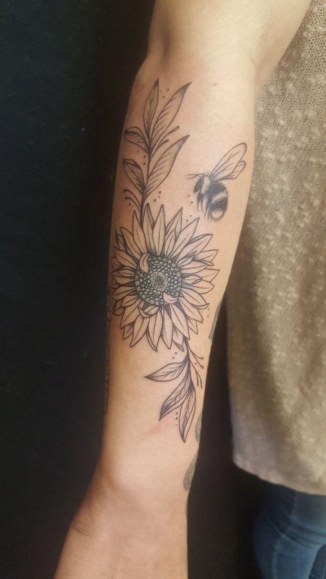 Bumblebee Sunflower Tattoo, Bee On A Sunflower Tattoo, Sunflower With A Bee Tattoo, Sunflower Shin Tattoo, Forearm Tattoos Outer, Sunflower Bumble Bee Tattoo, Sunflower Tattoo With Bee, Forearm Tattoo Women Sunflower, Sunflower Feather Tattoo