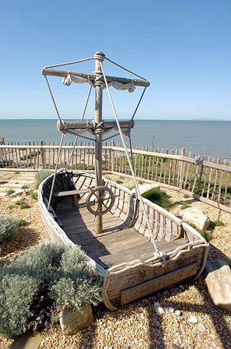 Boat Sandbox, Diy Kids Playground, Outdoor Kids Play Area, Pirate Ships, Outdoor Play Areas, Outdoor Play Area, Casa Country, Natural Playground, Old Boats