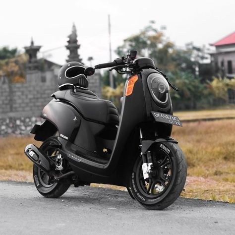 Scoopy Modifikasi Simple, Scoopy Honda, Motor Modif, Honda Scoopy, Bar Mini, Scooter Custom, Honda Cub, Speed Art, Driving Tips