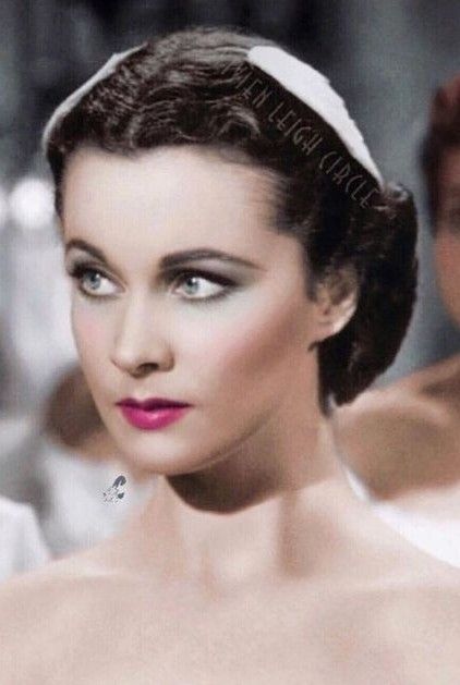 Vivian Leigh, Waterloo Bridge, Beau Film, Classic Hollywood Glamour, Veronica Lake, 80th Anniversary, Vivien Leigh, Classic Movie Stars, Actrices Hollywood