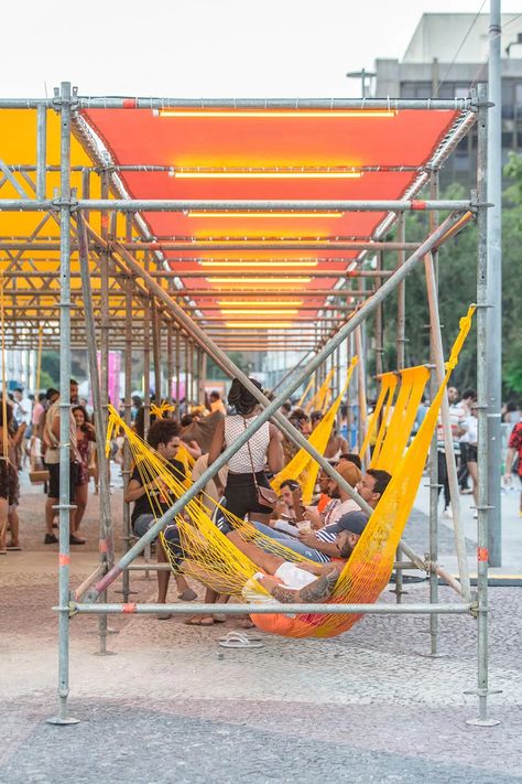 Temporary Architecture Public Spaces, Scaffolding Pavilion, Festival Furniture, Festival Structures, Temporary Furniture, Festival Seating, Temporary Building, Scaffolding Design, Temporary Installation