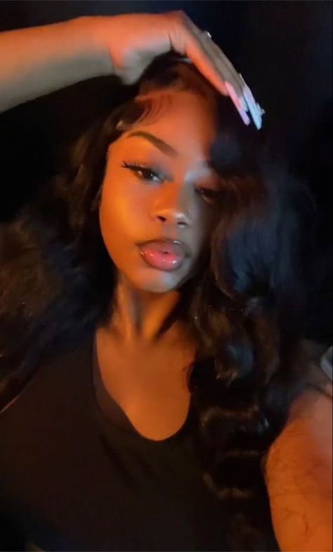 Brown Lip Liner Makeup Looks, Fine Brownskin Girl, Lip Gloss Black Women, Light Skin Lip Combo, Lip Liner Black Women, Lip Liner And Gloss Combo Light Skin, Pretty Baddies Instagram, Instagram Baddies Videos, Dark Lip Liner And Gloss