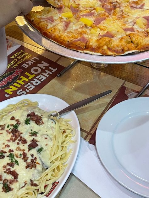 Pizza and carbonara at shakey's Carbonara Pizza, Shakeys Pizza, Pizza Restaurant, Bacon, Pizza, Restaurant, Mens Outfits, Quick Saves, Pizzas