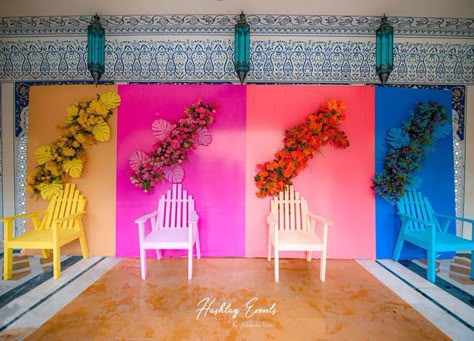 Pride Photo Backdrop, Colourful Party Theme, Colourful Backdrop, Photography Studio Decor, Mannequin Christmas Tree, Reception Stage Decor, Selfie Wall, Art Galleries Design, Mall Decor