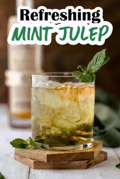 Mint Julep is the perfect refreshing cocktail and easy to make with bourbon, fresh mint leaves, and simple syrup all poured over crushed ice. Three Kings Cake Recipe, French King Cake Recipe, Greyhound Cocktail, King Cake Recipe Easy, Mint Julep Cocktail, Julep Recipe, Mint Julep Recipe, Slow Cooker Appetizers, King Cake Recipe